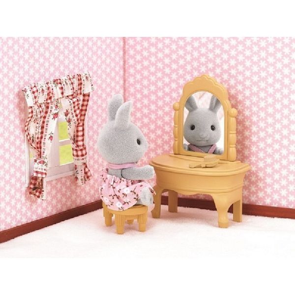 dressing table 1